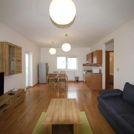 Apartman 502 Ruzindol Dış mekan fotoğraf