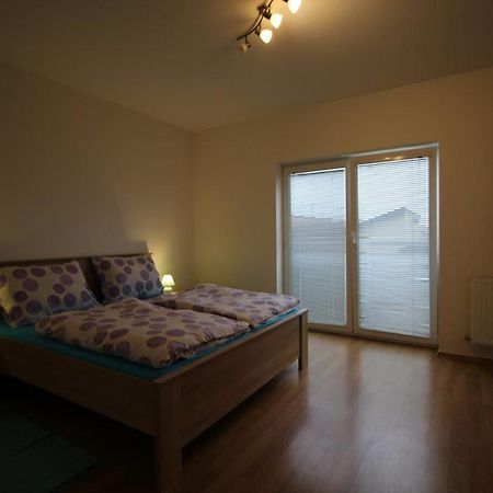 Apartman 502 Ruzindol Dış mekan fotoğraf